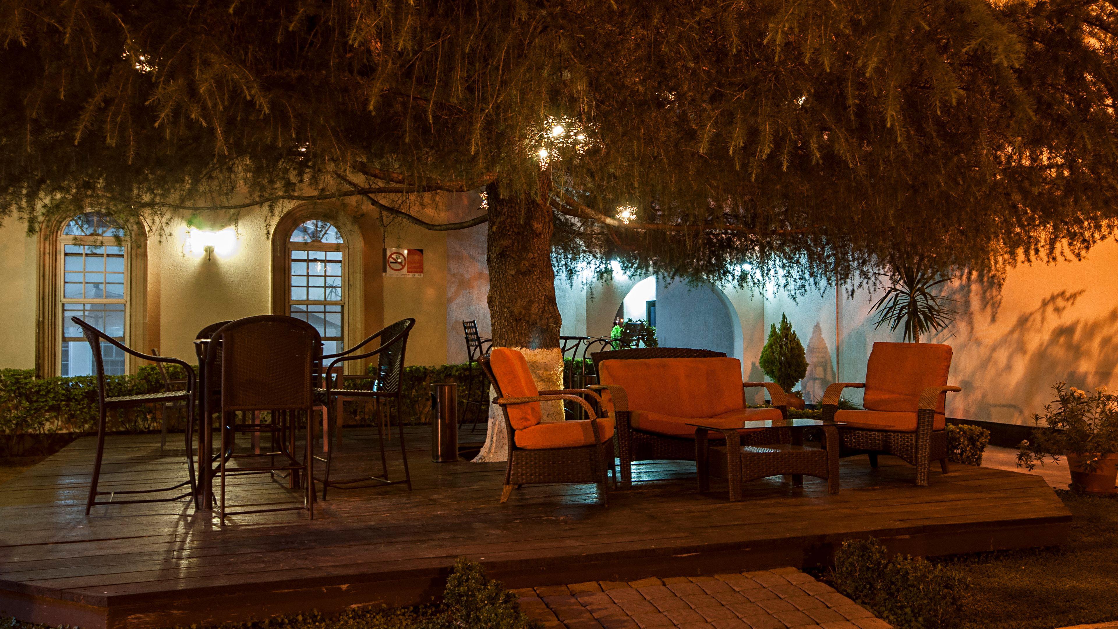 Holiday Inn Hotel & Suites Chihuahua By Ihg Exterior foto